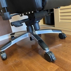 AKRacing オフィスチェア Raven レイブン Premiumの画像