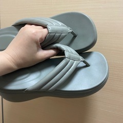 レディース　厚底サンダル23.5 mの画像