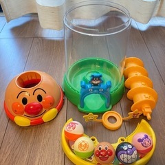 アンパンマンぐるぐるタワーの画像