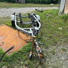 ボートトレーラーの画像