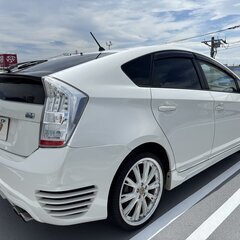 神奈川【自社ローン】保証人無可★全国対応★プリウス【S】車検2年付/社外19インチAW/社外エアロ/社外マフラー/走行中TV可/バックカメラ/DVD再生/フルフラットシート/フォグ/ETCの画像