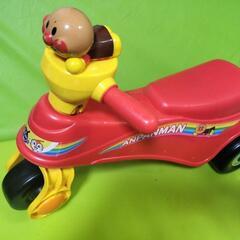アンパンマンバイクの画像
