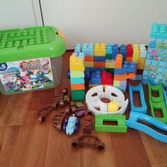 はじめてのブロックあそびとコロコロできるおおきなブロック