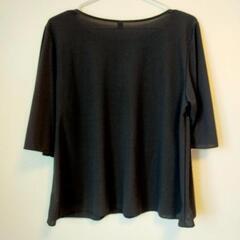 UNIQLO　レディースLの画像