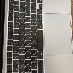 美品★ Apple MacBook Air 　M2,13インチ,スペースグレーの画像