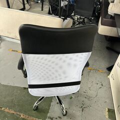 大阪❗️♻️エコマックス♻️配送も可🙌⭕️「S1039」オフィスチェア バイカラーの画像
