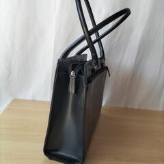 リクルートバック　黒　収納充実の画像