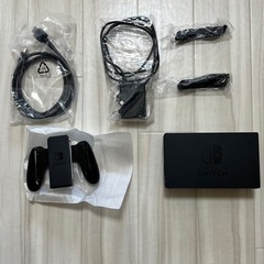 Nintendo Switch 無印 本体（ケース付き）の画像