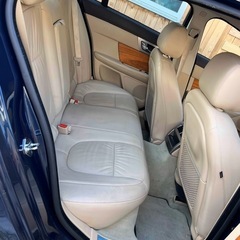 中古車　ジャガーXF 紺色　車検残1年3ヶ月以上の画像