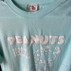 スヌーピーのtシャツの画像