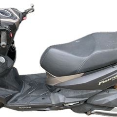 V125交換希望　売りも大丈夫です　SYM ファイター150の画像