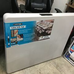 海外・日本製品のサルベージ品　LIFETIME　折りたたみテーブル