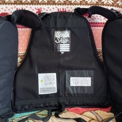 お譲り先決まりました！【美品】子供用のライフジャケットＳサイズピンクの画像