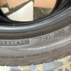 225/50RF17中古タイヤ　2本の画像