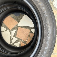 225/50RF17中古タイヤ　2本の画像