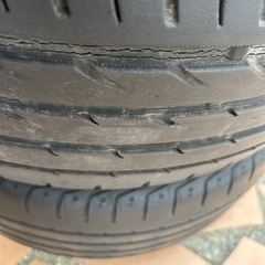 225/50RF17中古タイヤ　2本の画像