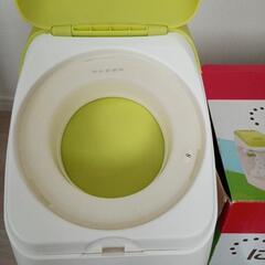 Aprica　おむつゴミ箱　新品カートリッジ付きの画像
