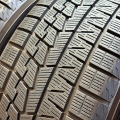 【美品】　レヴォーグに　225/45R18 ヨコハマ　アイスガード7 交換工賃込み　バリヤマ！！の画像