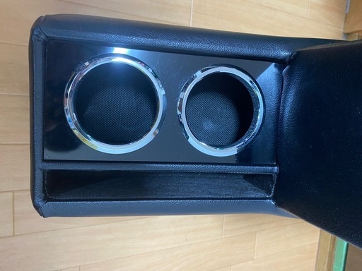 90系ヴォクシーコンソールボックス