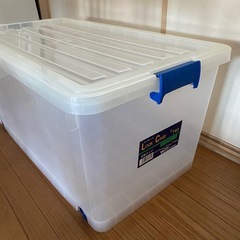 収納ケース❸　キャスター付き