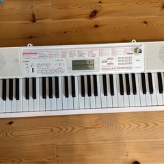 美品 カシオ 電子キーボード