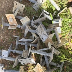 建築用　床下　アジャスターの画像