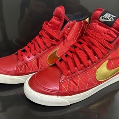 美品【NIKE】ナイキ　スニーカー　ブレザーの画像