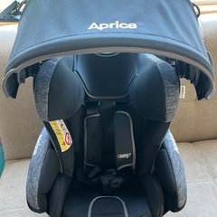 Aprica新生児からのチャイルドシートISOFIX