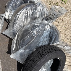 スタッドレスタイヤ　155/65R13