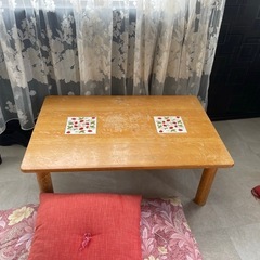 机　タイル付き