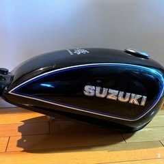 SUZUKI GN125 タンク 鍵なし ジャンク