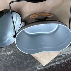 ダッチオーブンとハンゴーの画像