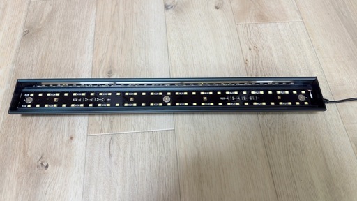 バータイプ ソラリウム UV LED 400 (877d) 赤間のその他の中古
