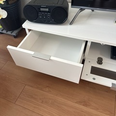 テレビボードの画像