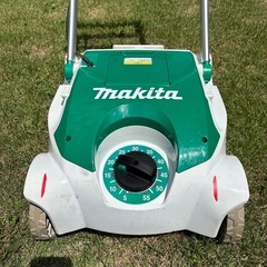 マキタ　　電動芝刈り機リール式の画像