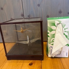 折り鶴の置物の画像