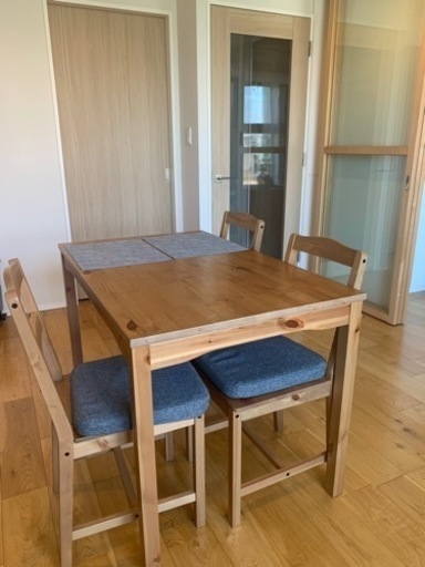【値下げ】ダイニングテーブル・チェアセット (dining table set)