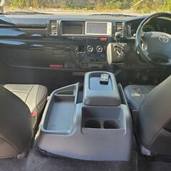 不動の人気車種！ハイエースワゴンGL！嬉しい車検2年付♪の画像