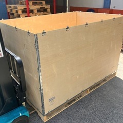 早い者勝ち！あげます。U-LINE木箱 パレット付き 182.5cmx122.5cmx123cmの画像