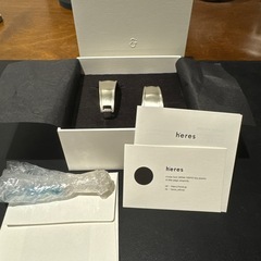 h'eres Apple Watch silver bandの画像