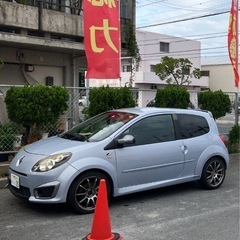 ルノー　トゥインゴRSの画像