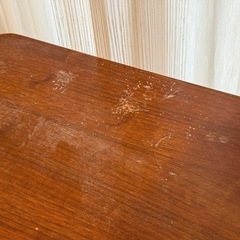 【譲ります】半月型マルチテーブルの画像