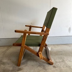 木製折り畳み椅子の画像