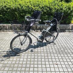 値下げ不可　今月末までに売れない場合はリサイクルショップに買い取ってもらいます　リサイクルショップに並ぶと２万円近くは高くなるので検討されている方は、お早めに連絡してくださいね　自転車本体のみにして値下げしまた　大容量12.3ahのバッテリー（１個につき、8000円）

充電器（6000円）

フロイトチャイルドシート（4000円）

リアチャイルドシートは、自転車本体の価格に含まれています　発送は対応していません　HYDEE.II　大容量バッテリー　3人乗せ 引取　hydee2　値下げ不可の画像