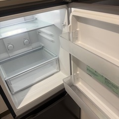 シャープ冷蔵庫の画像