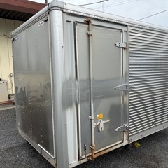 アルミコンテナ4 鍵付き
の画像