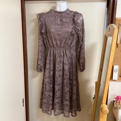 【一度のみ使用】ピンクレース花刺繍ワンピース