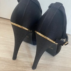 10センチパンプス黒の画像