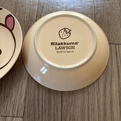 リラックマのお皿の画像
