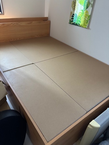 【美品】ダブルベッド　フレーム　収納付き